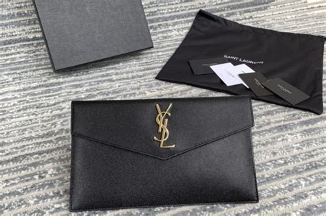 ysl pouch medium 2022 3 08011 565739 eaafa|Saint Laurent.